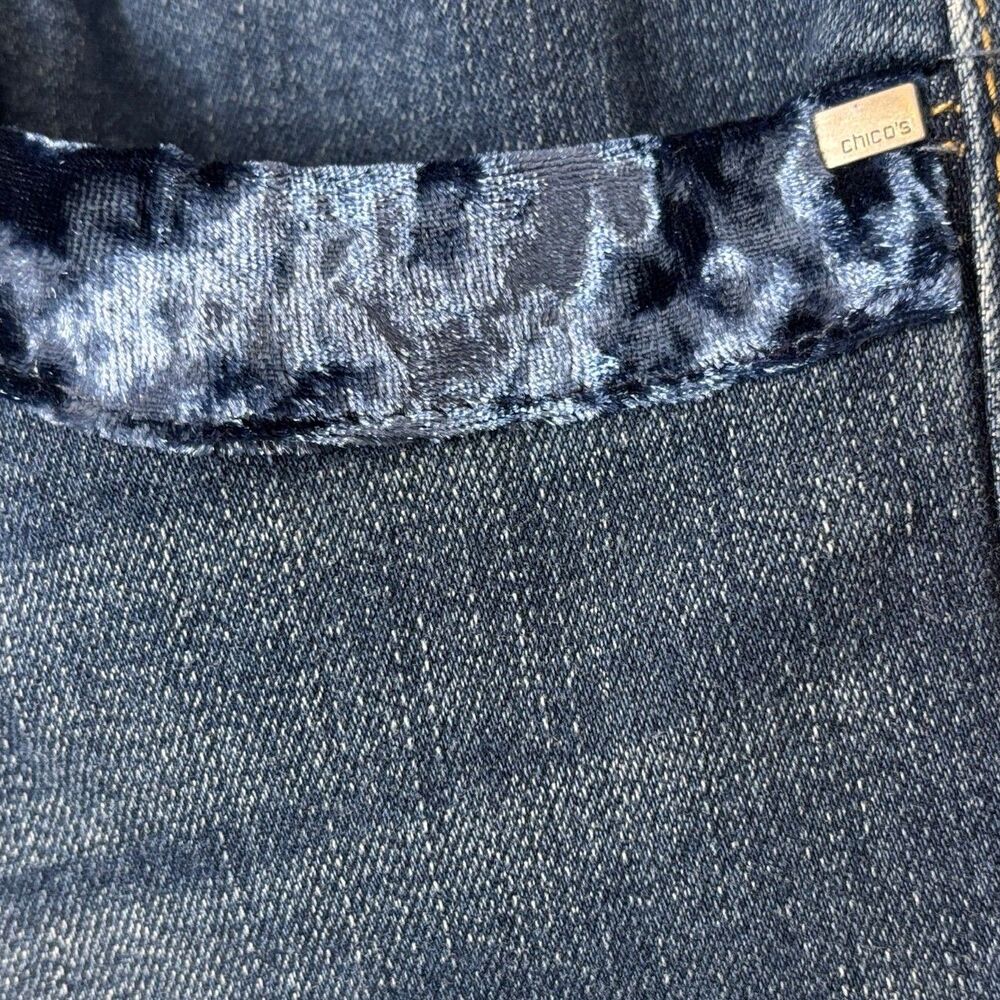 Chico's Platinum Velveteen Patch Jeggings-Slim Leg Patchwork Denim 1R - Picture 5 of 10